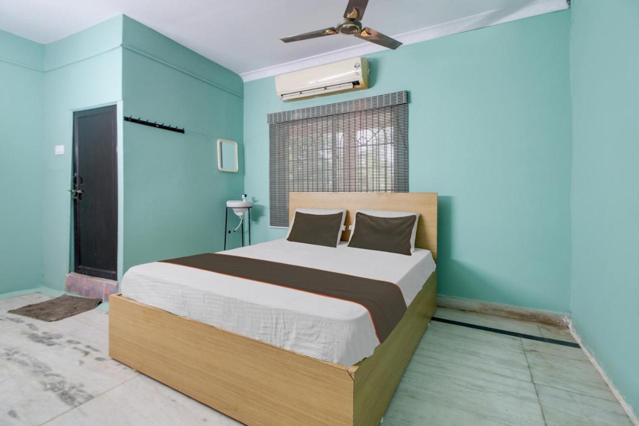 Collection O Palm Exotica Hotel Visakhapatnam Exterior photo