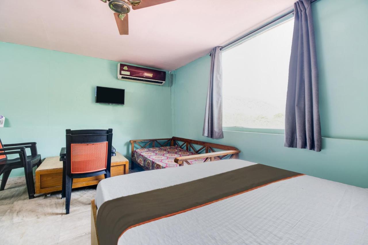 Collection O Palm Exotica Hotel Visakhapatnam Exterior photo