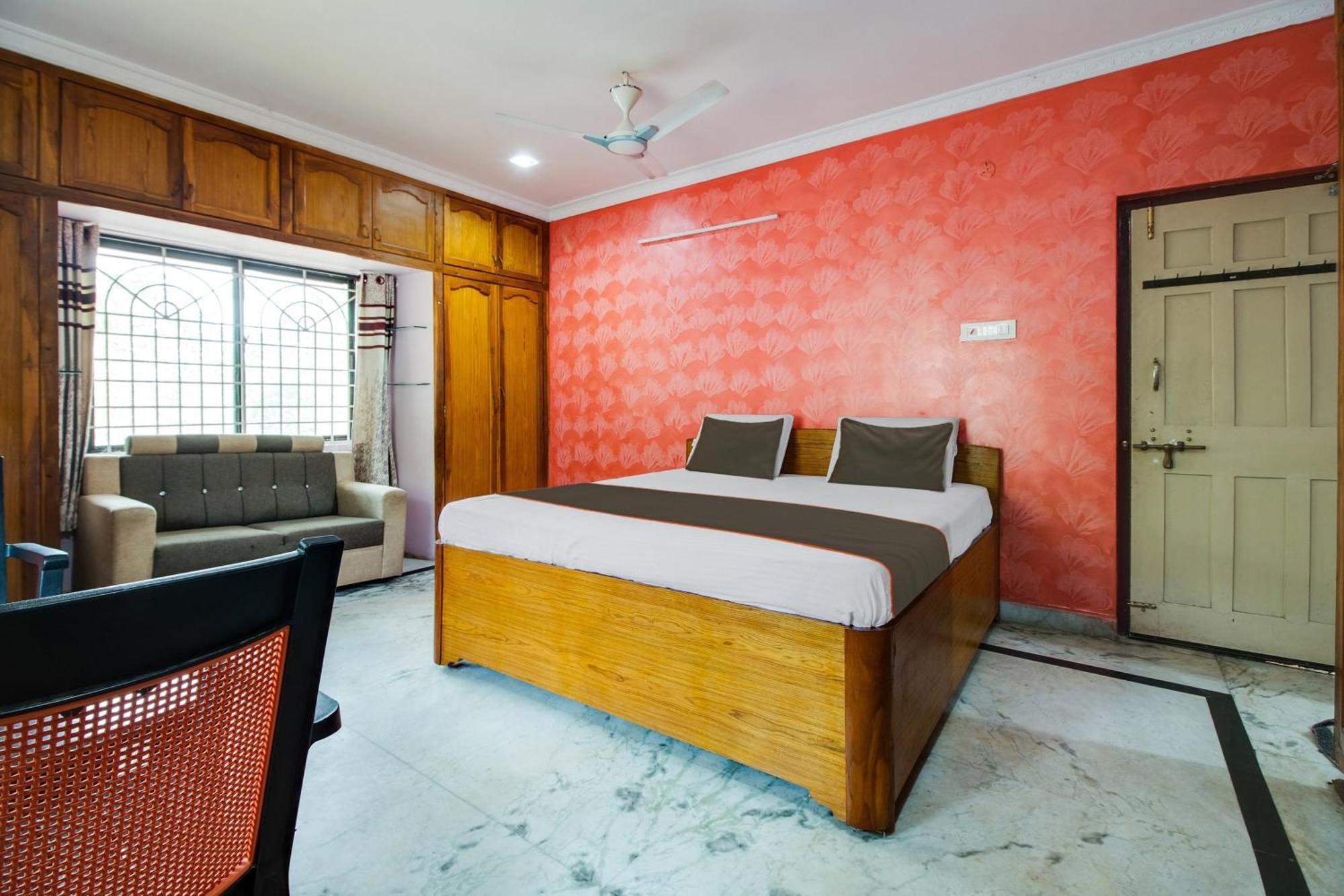 Collection O Palm Exotica Hotel Visakhapatnam Exterior photo